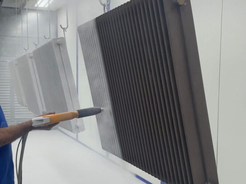 Rénovation de radiateurs : pas de grenaillage, mais un décapage plus adapté