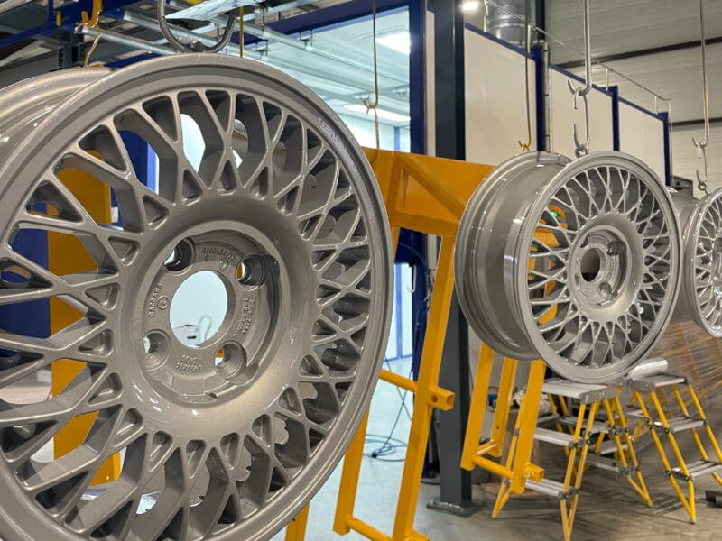Sablage de jantes aluminium : et si ce n’était pas la meilleure méthode ?