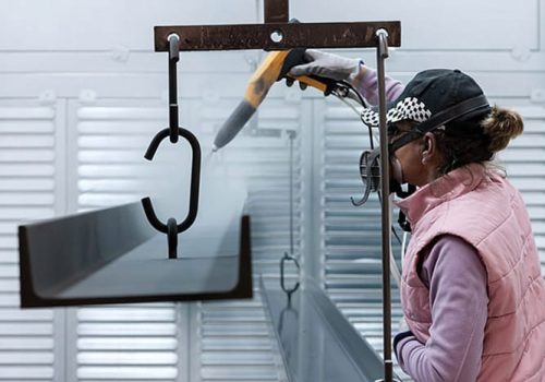 cabine-poudrage-couleur-metal-orleans