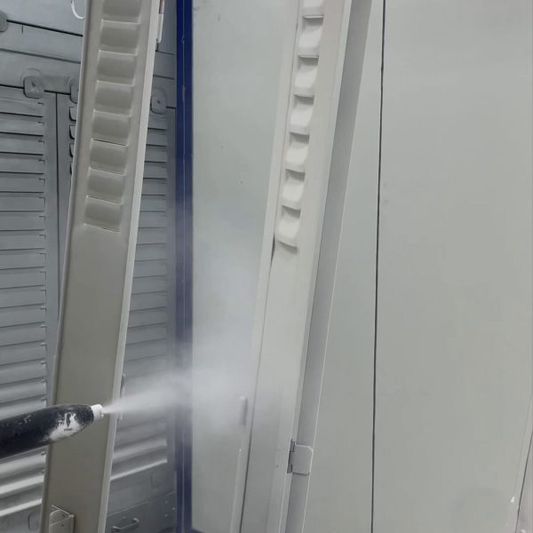 peinture-metal-persiennes-couleur-metal-orleans